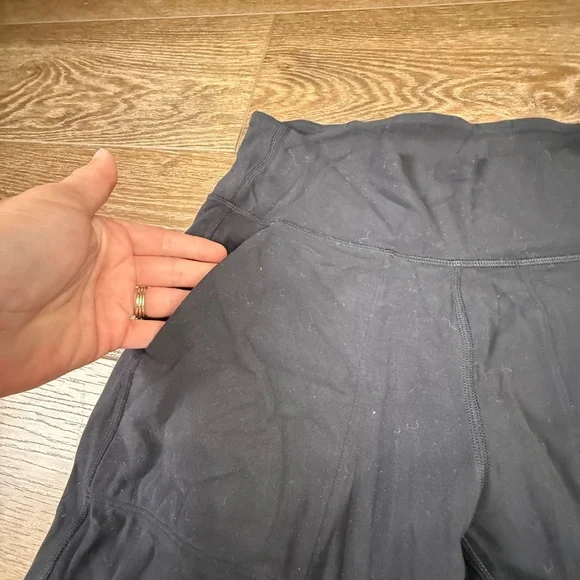 Lululemon Align Joggers Black High Waist 28" Inseam Size 4 Athleisure Pants - Picture 8 of 9